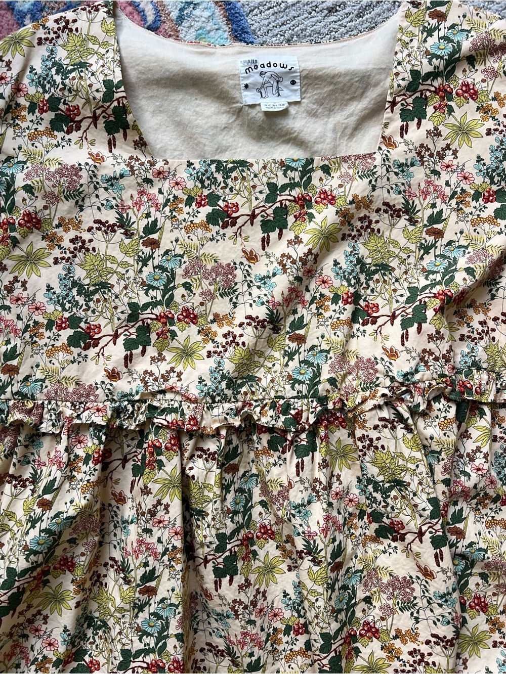 Floral Square-Neck Mini Dress in Cream - Picture 4 of 11